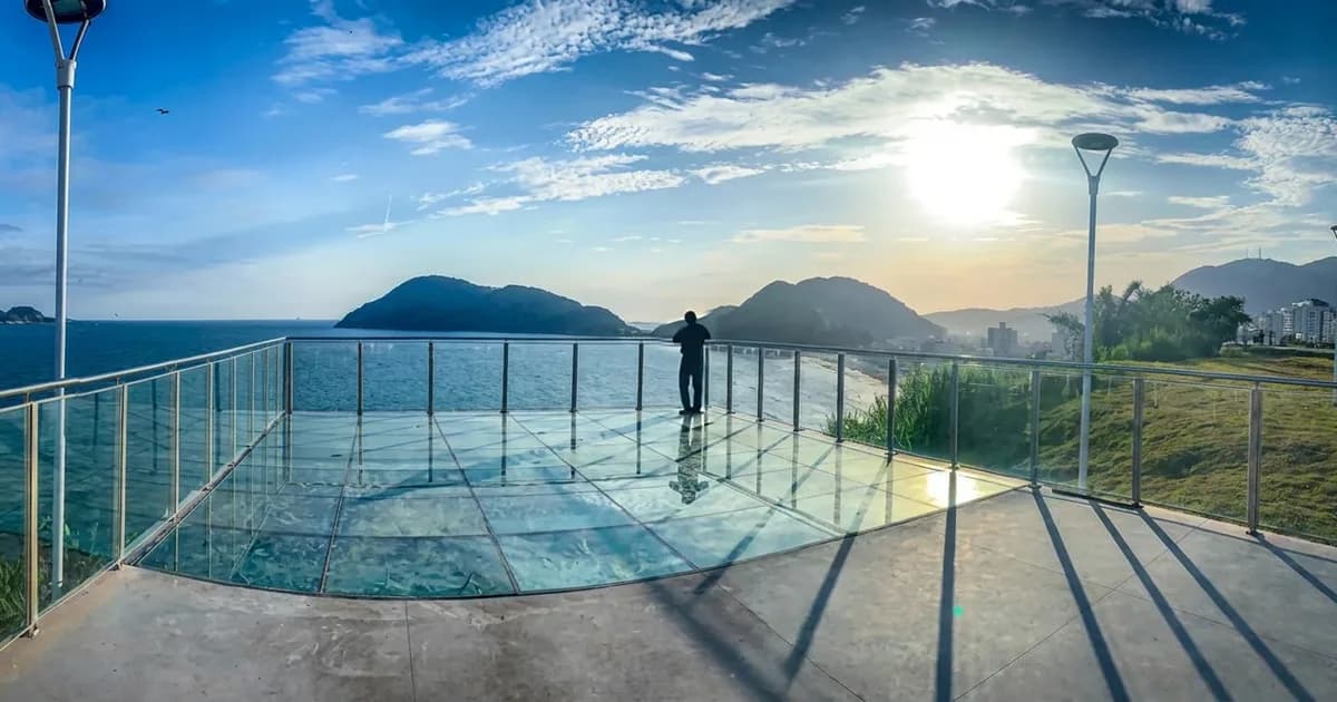 Mirante das Galhetas: o piso de vidro do Guarujá - Guia Comercial Guarujá