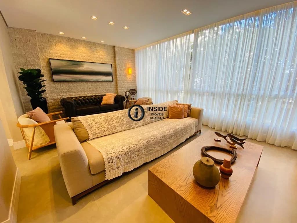 Apartamento a venda com 3 quartos frente mar - Apartamento em Pitangueiras SP