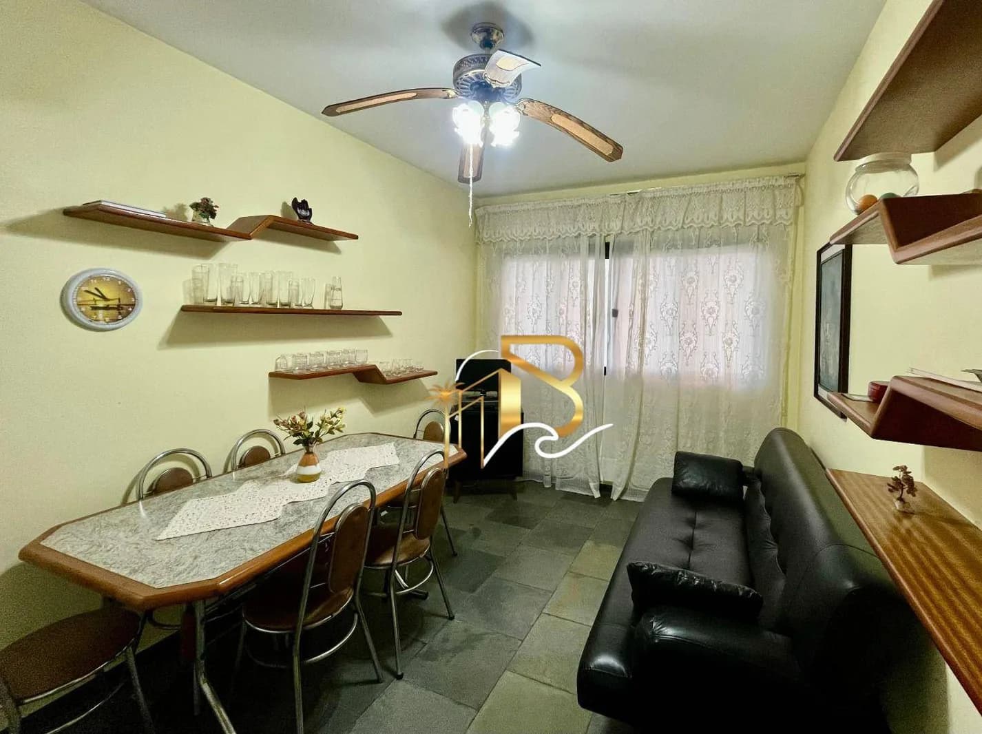Apartamento com 2 dormitórios à venda, 66 m² por R$ 250.000 - Enseada - Guarujá/SP - Apartamento em Enseada SP
