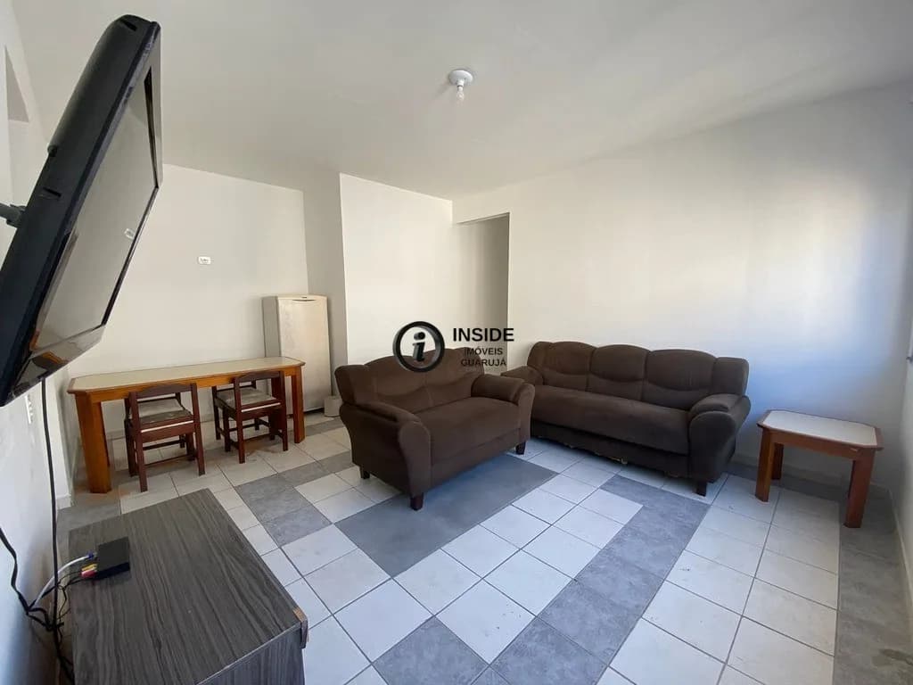 Apartamento com 2 quartos no centro do guarujá - Apartamento em Pitangueiras SP