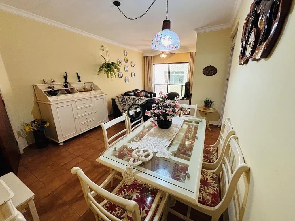 Apartamento com 2 quartos, praia da enseada - Apartamento em Enseada SP