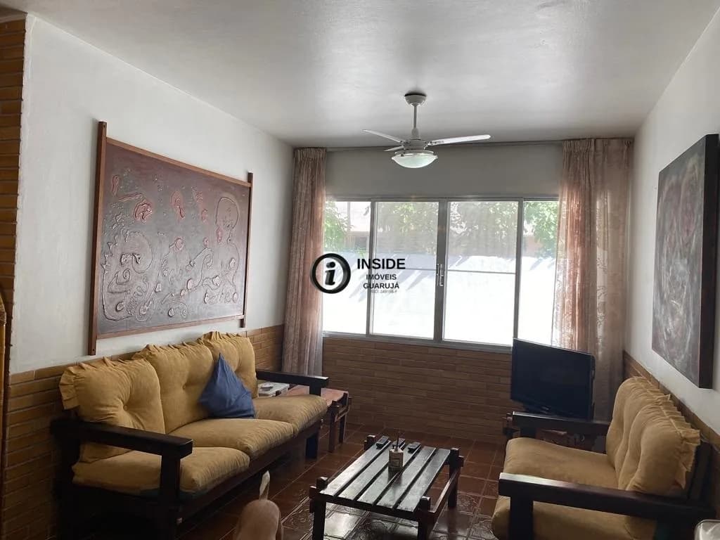 Apartamento de 2 quartos a 1 quadra da praia - Apartamento em Enseada SP