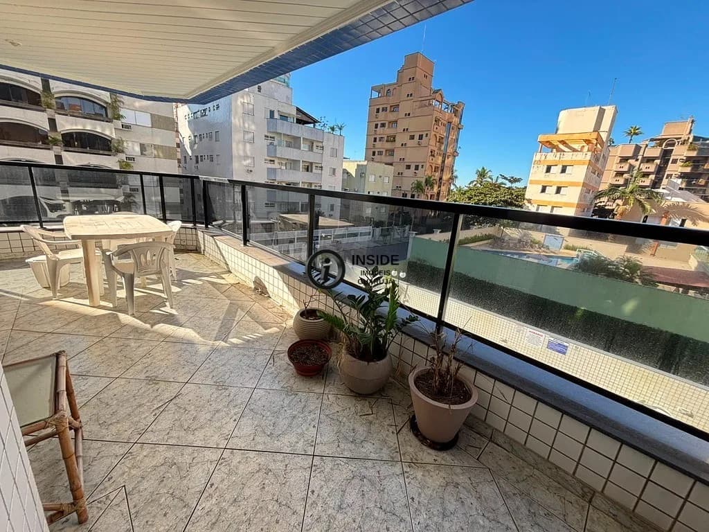 Apartamento para locação com 3 quartos na enseada - Apartamento em Enseada SP