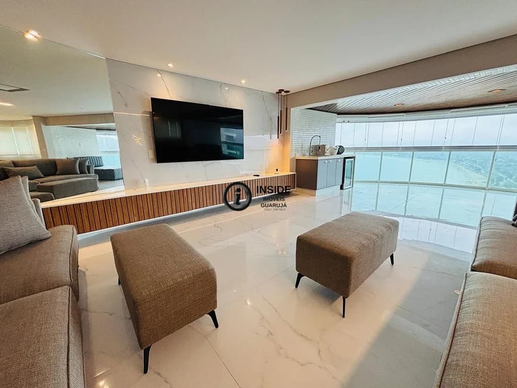 Apartamento reformado com vista mar e 4 suítes - Apartamento em Enseada SP