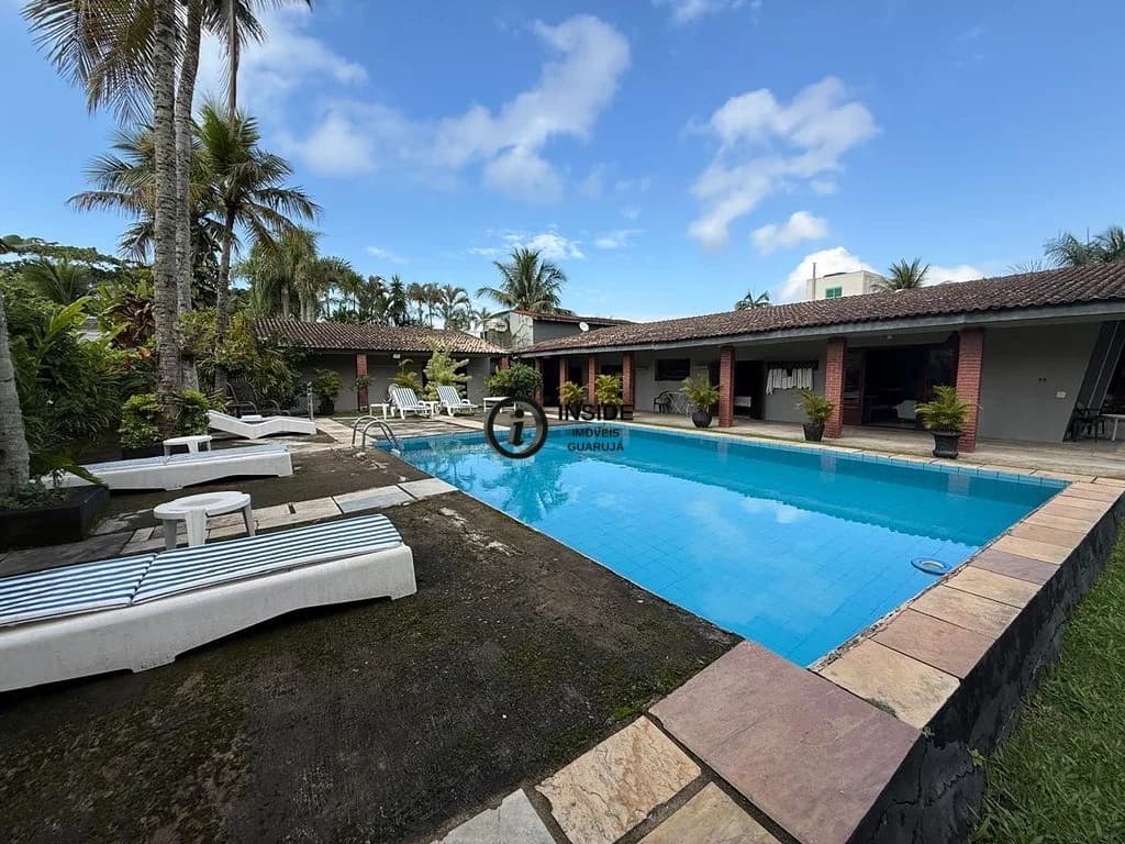 Casa à venda com 5 quartos na praia do Pernambuco - Casa em Praia do Pernambuco SP