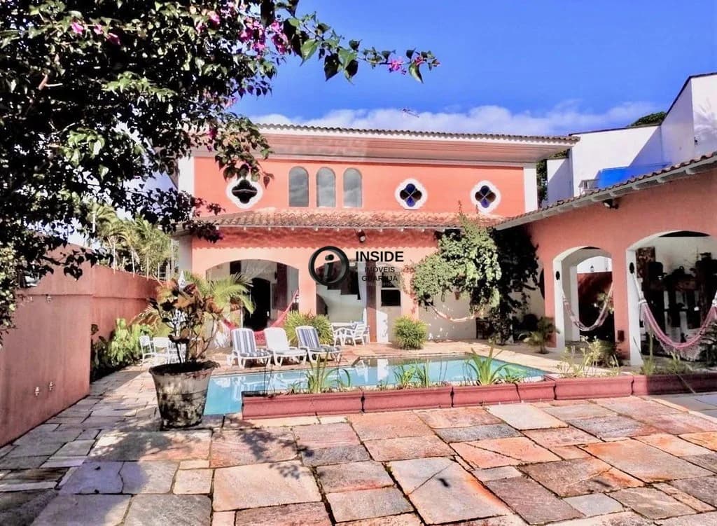 Casa à venda com 6 quartos na praia do Pernambuco - Casa em Praia do Pernambuco SP
