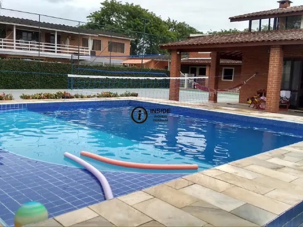 Casa na praia de pernambuco com 5 quartos - Casa em Praia do Pernambuco SP