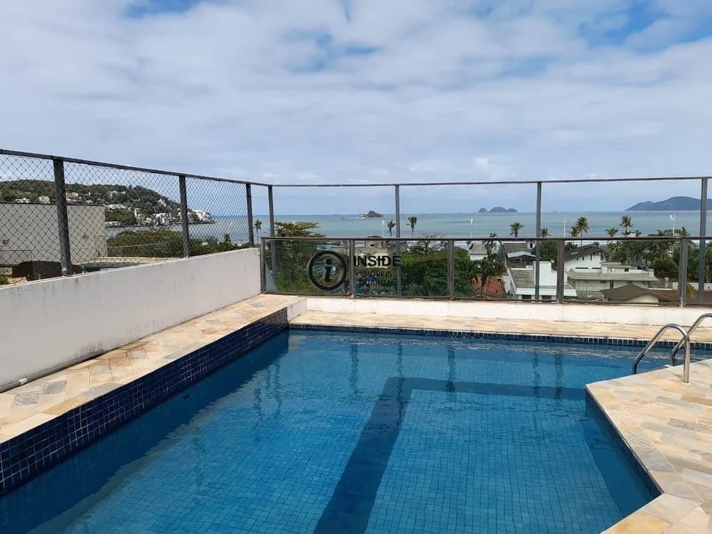 Cobertura à venda com 5 quartos na enseada - Apartamento em Enseada SP