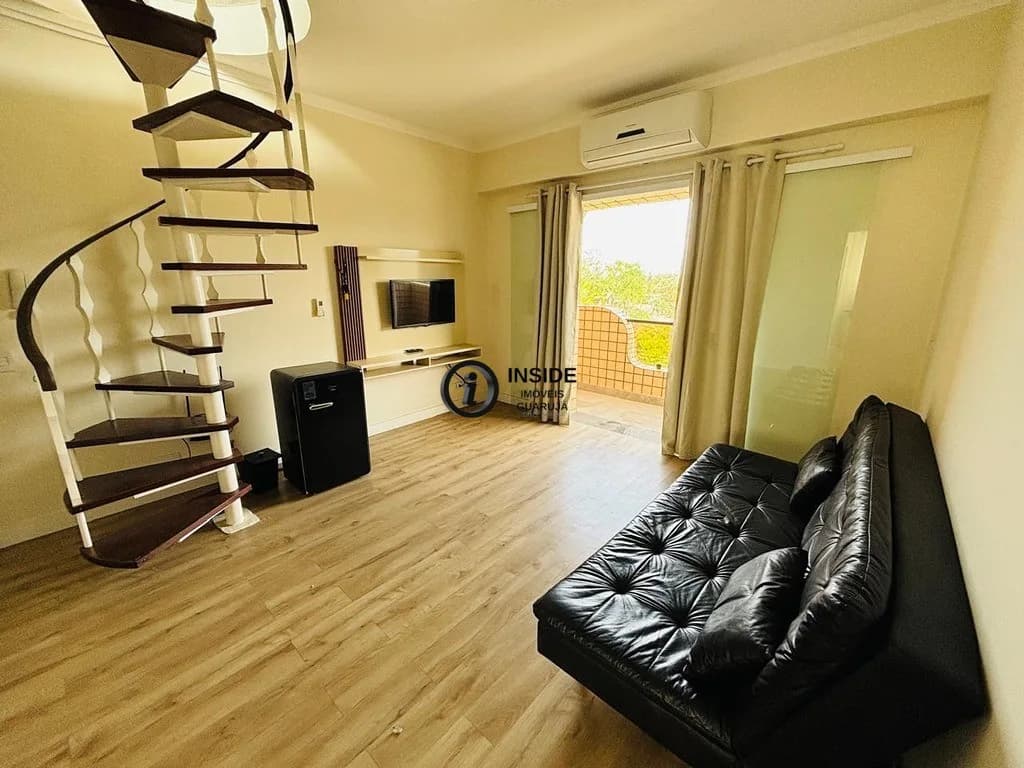 Cobertura duplex na praia da enseada com 3 quartos - Apartamento em Enseada SP