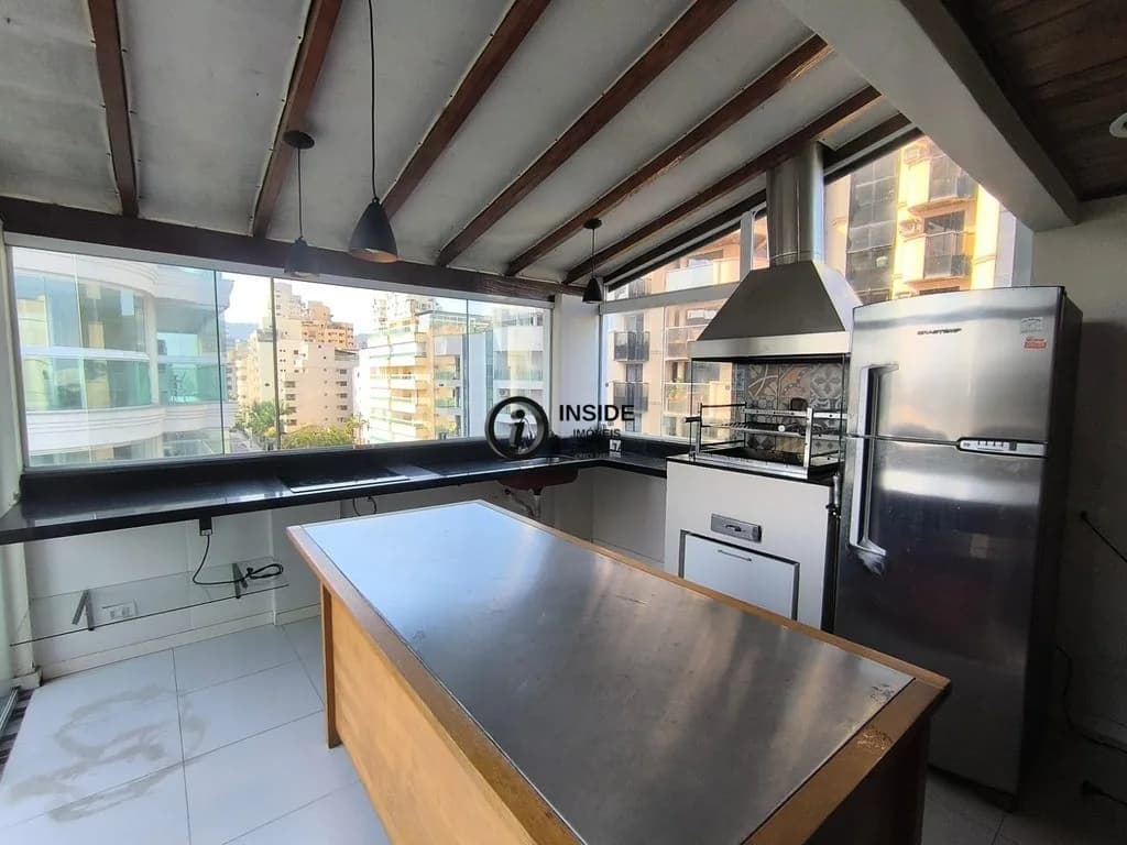 Cobertura na enseada com 3 suítes - Apartamento em Enseada SP