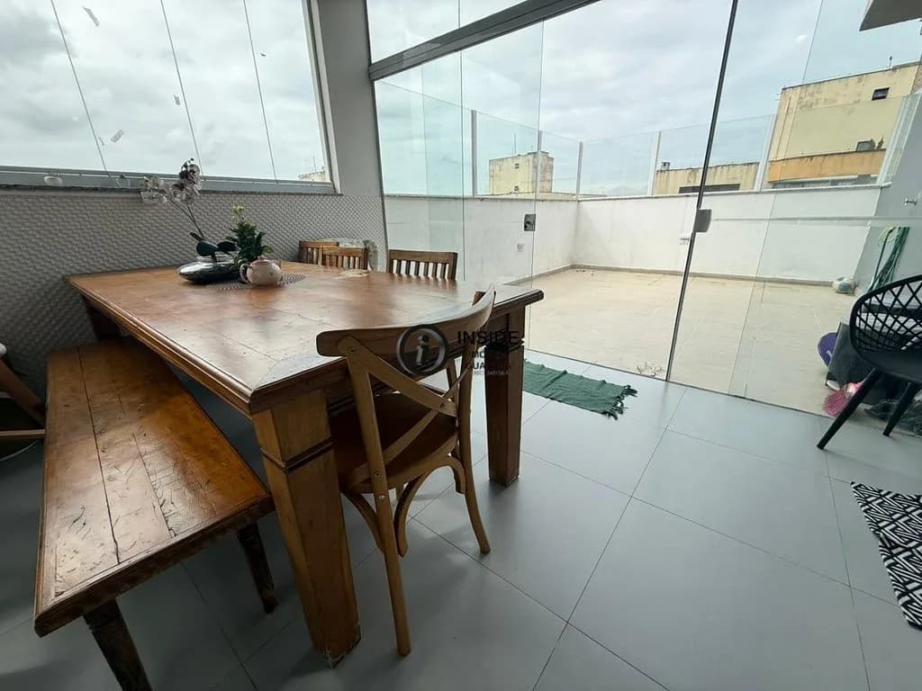 Cobertura na enseada vista mar com lazer completo - Apartamento em Enseada SP