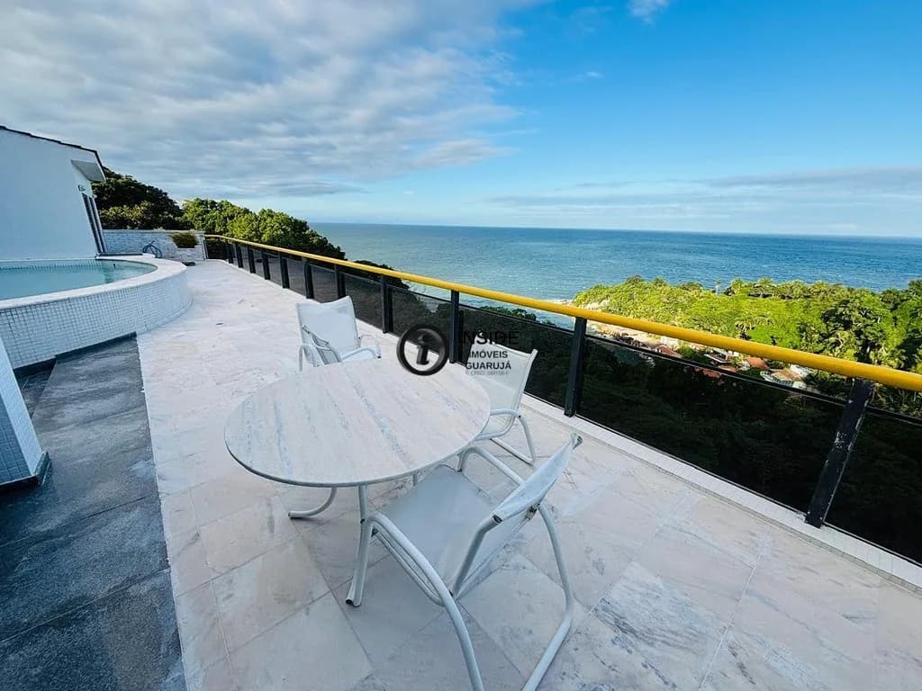 Cobertura no sorocotuba com 4 suítes e vista mar - Apartamento em Enseada SP