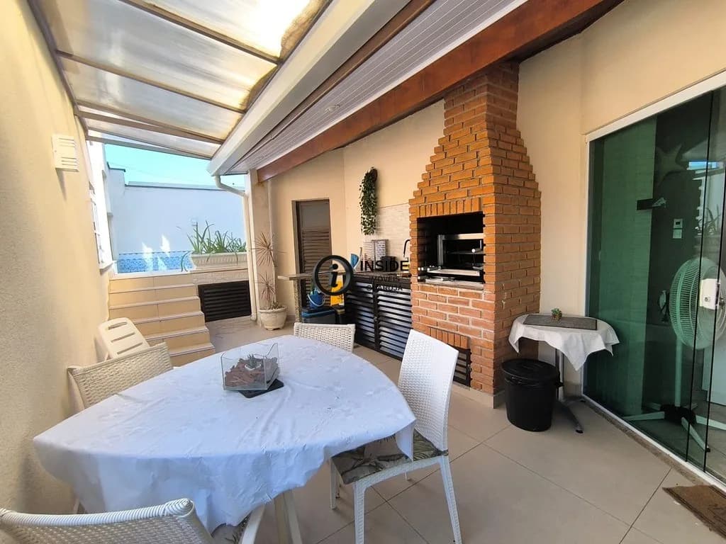 Cobertura para venda e locação com 2 quartos - Apartamento em Enseada SP